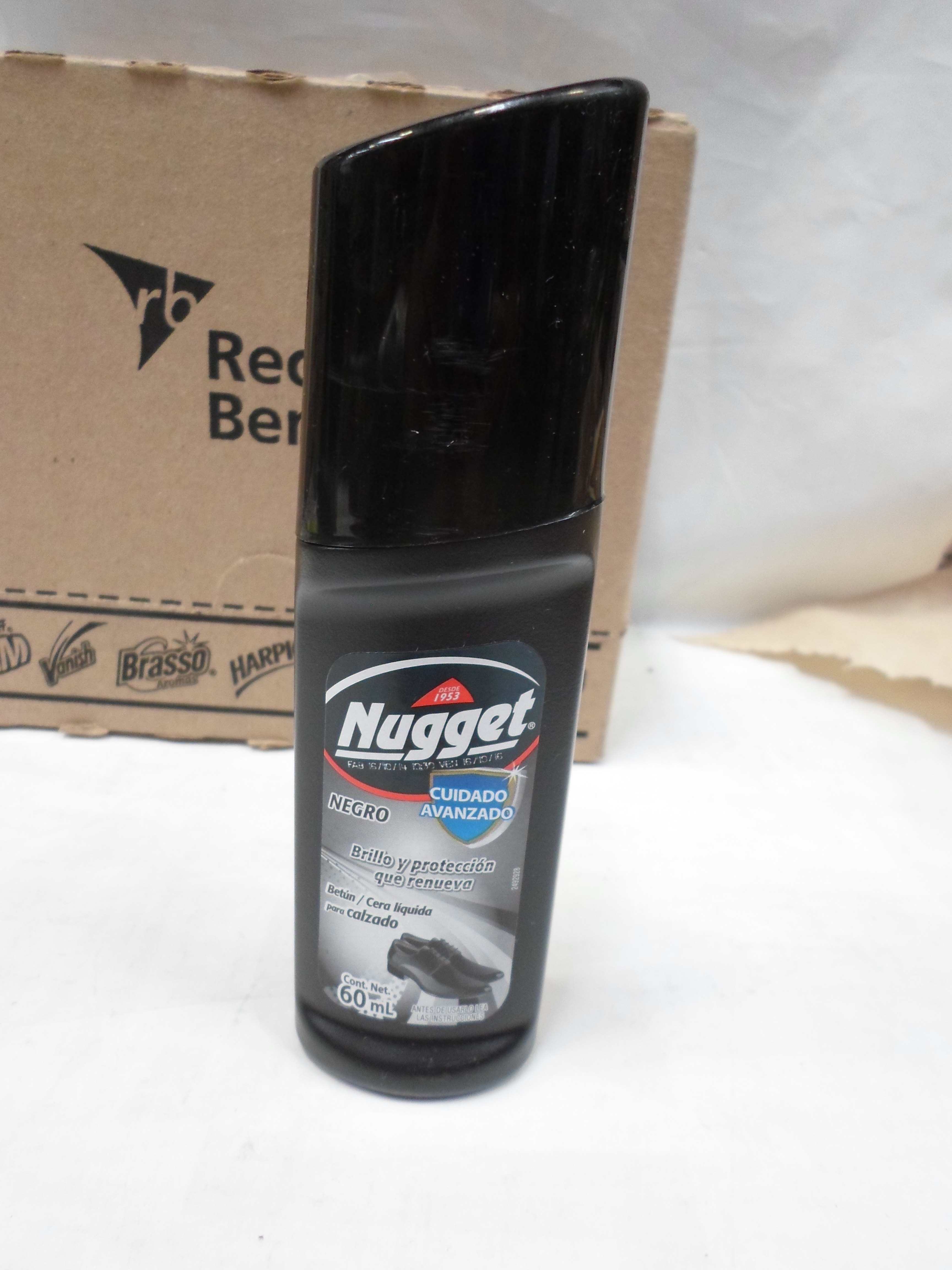 CERA LIQUIDA NUGGET NEGRA 12/60 ML.